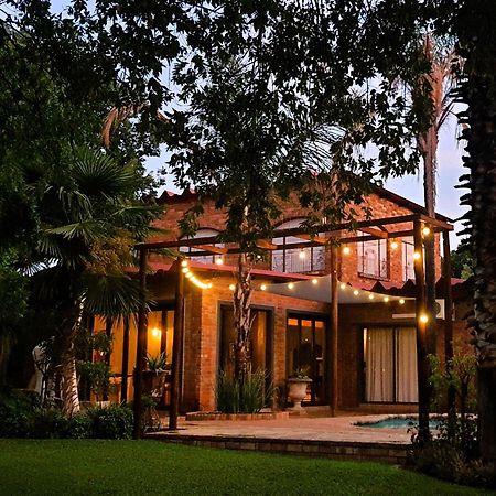 Hotel Butlers Crown Klerksdorp Esterno foto
