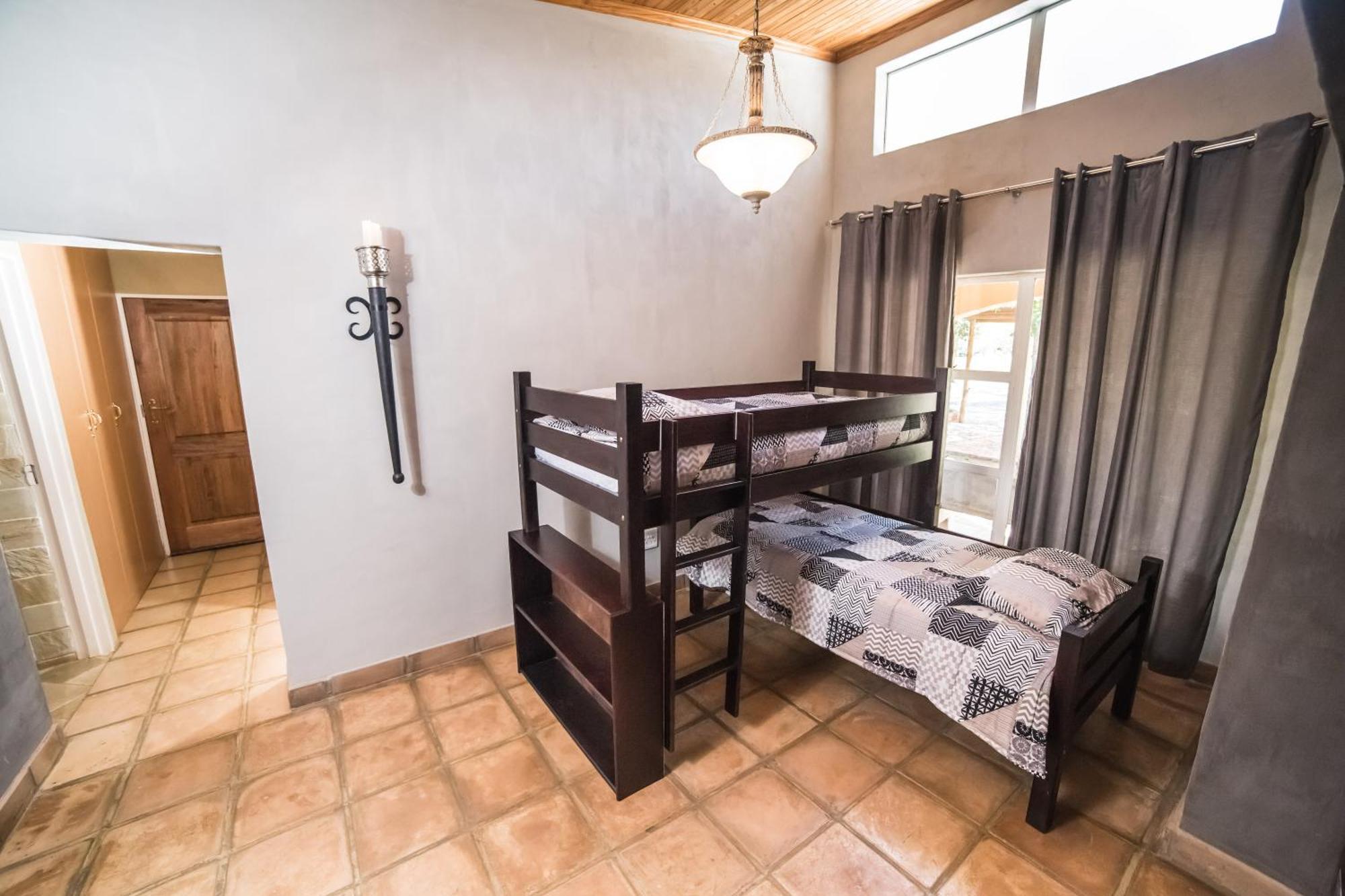 Hotel Butlers Crown Klerksdorp Esterno foto