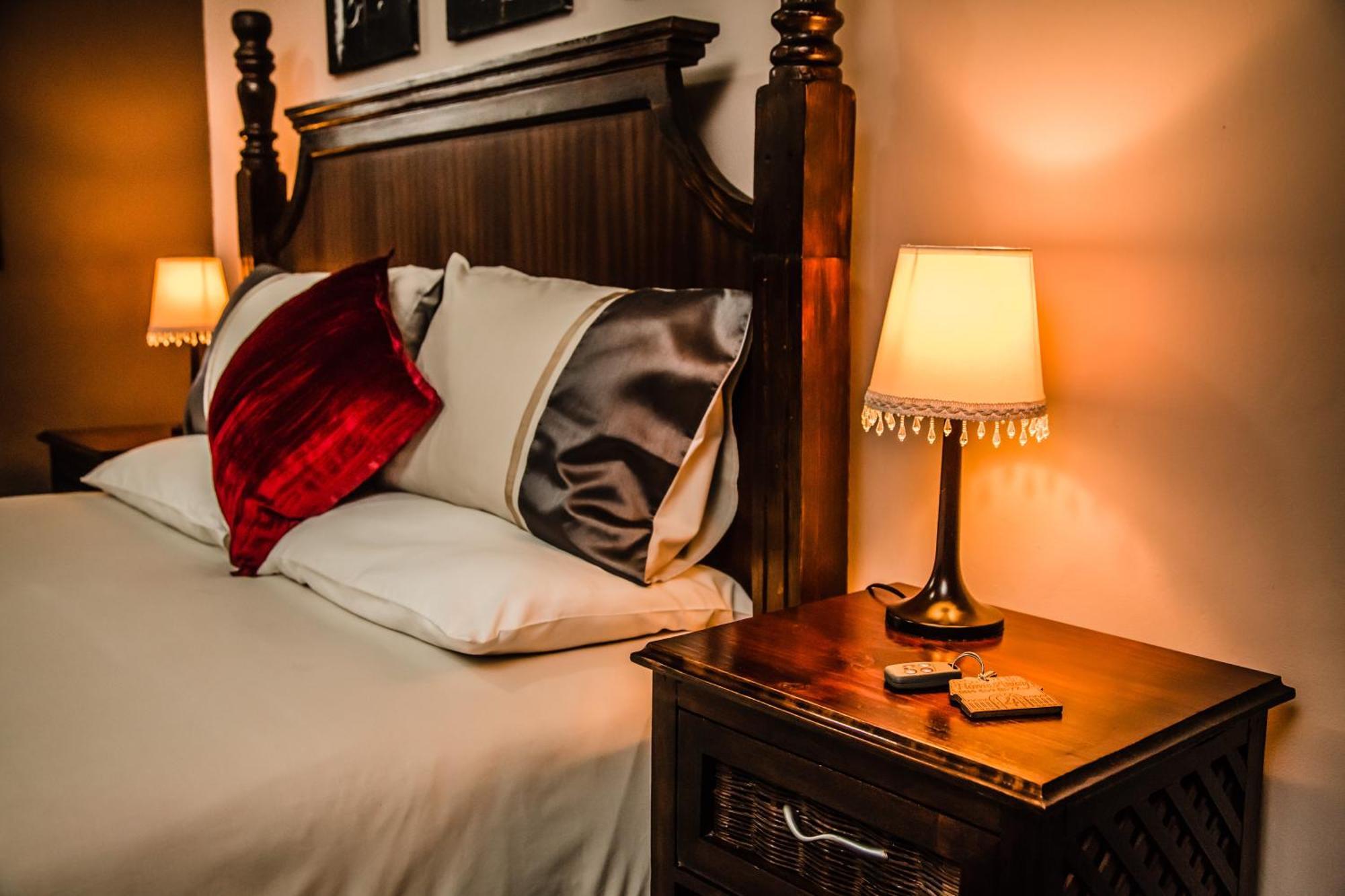 Hotel Butlers Crown Klerksdorp Esterno foto