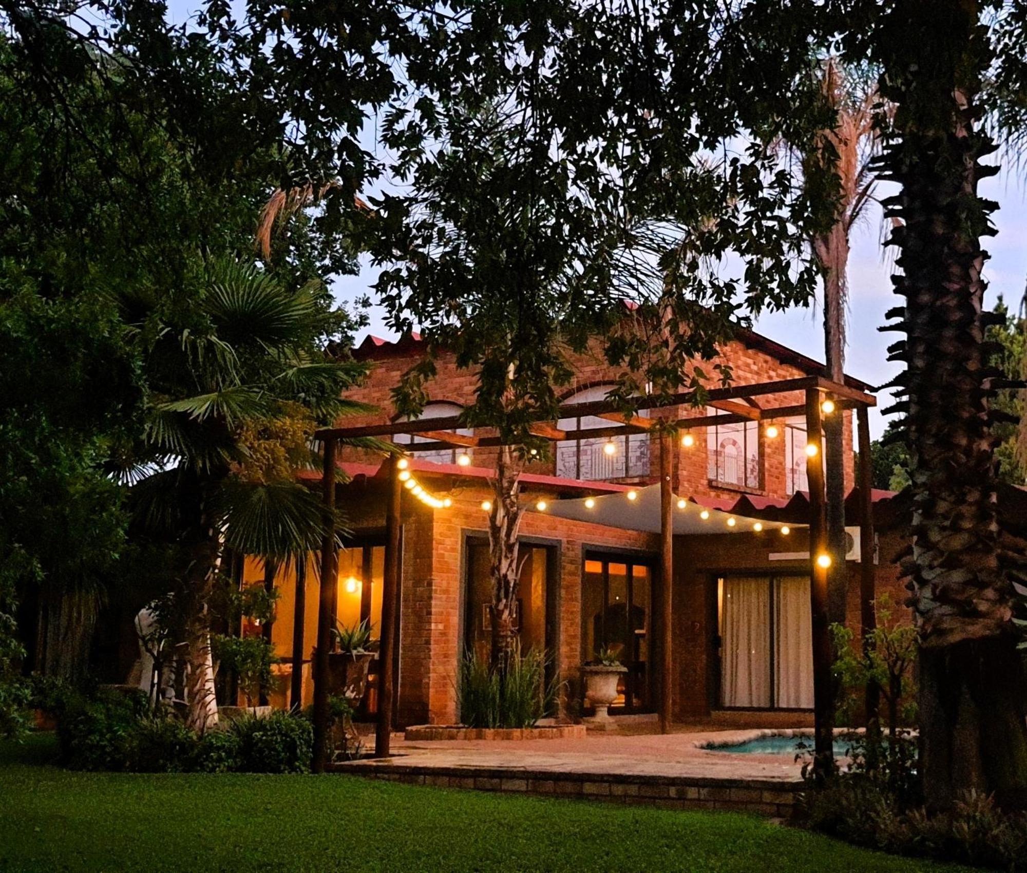 Hotel Butlers Crown Klerksdorp Esterno foto