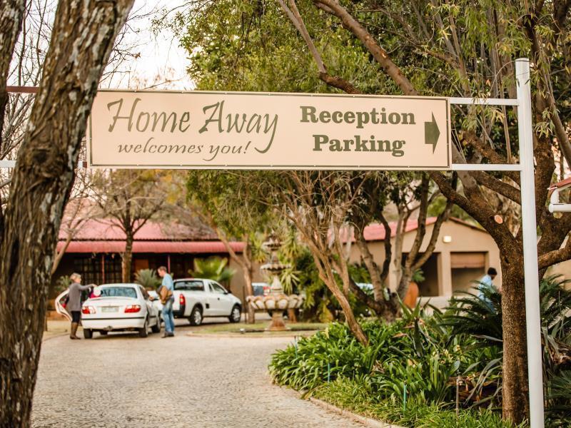 Hotel Butlers Crown Klerksdorp Esterno foto