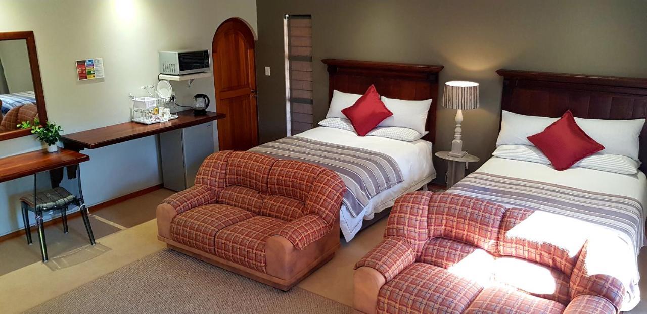 Hotel Butlers Crown Klerksdorp Esterno foto